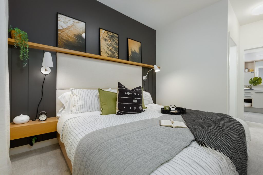 listing image 1102602781569242035