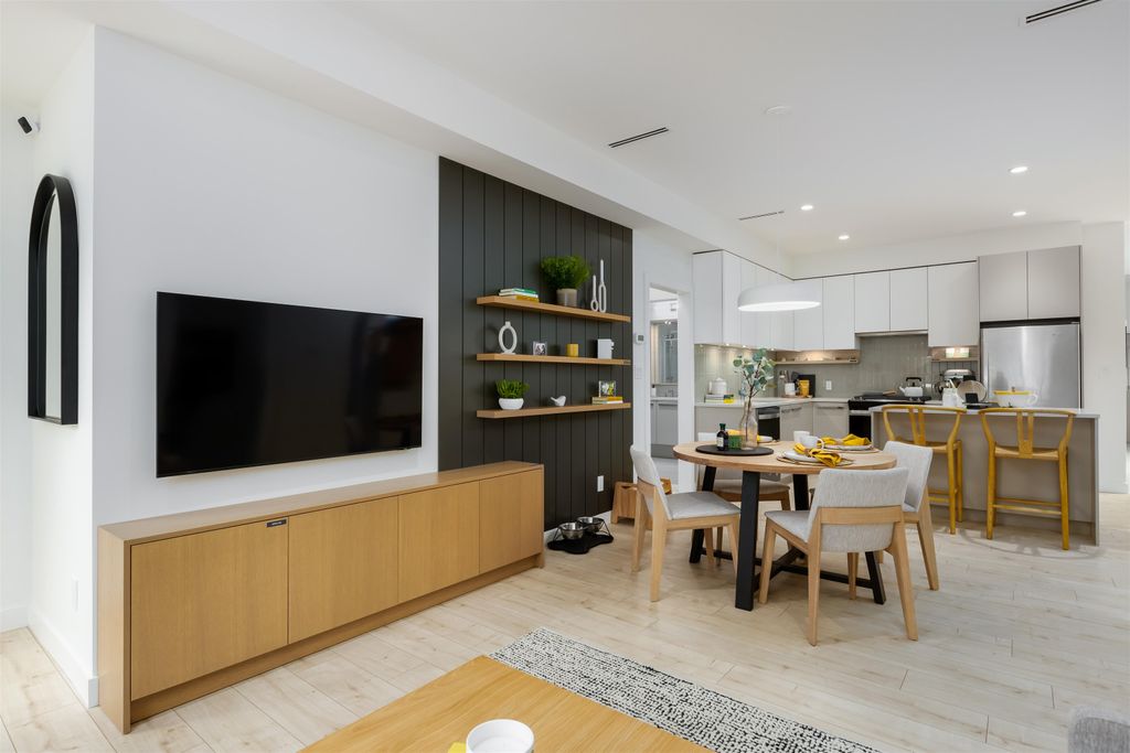listing image 1103539885743021009