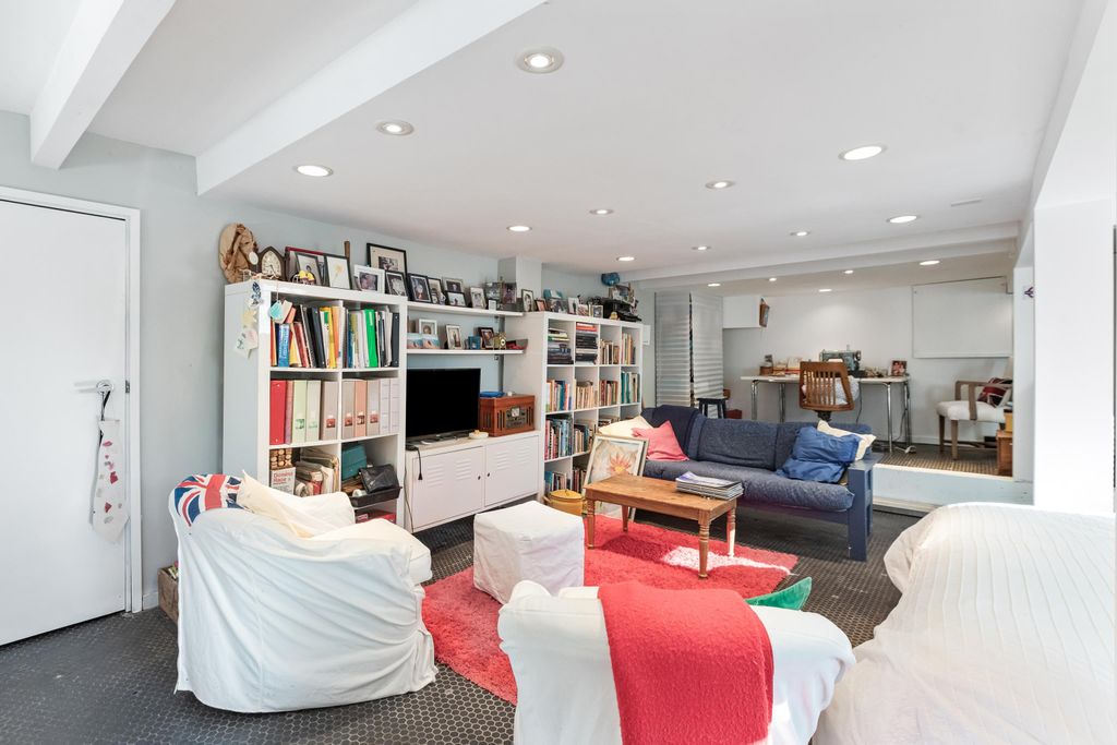 listing image 1104541908695170852