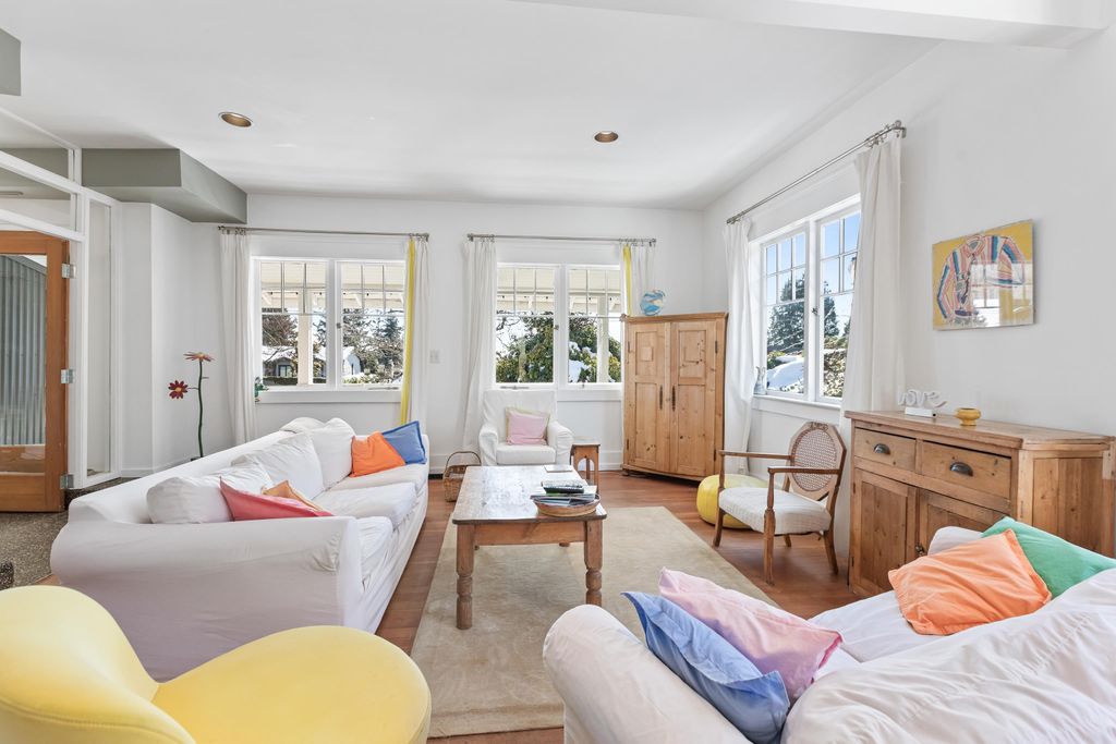 listing image 1101193037254890248