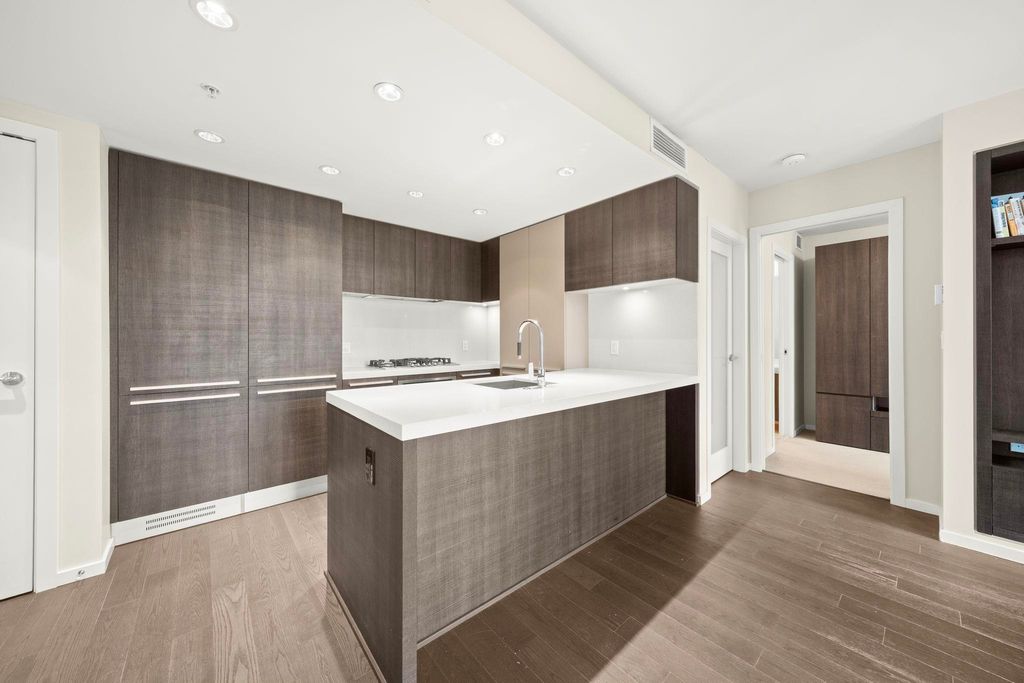 listing image 1106055136427899525