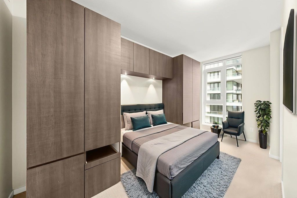 listing image 1104389301580760553