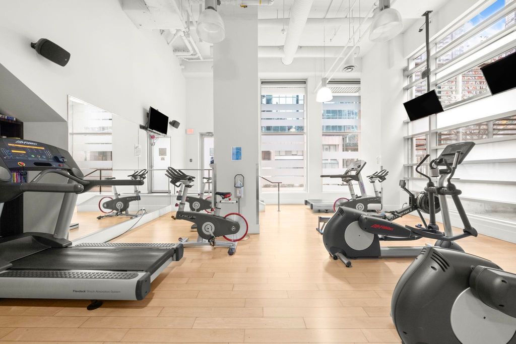 listing image 1100963355741262069