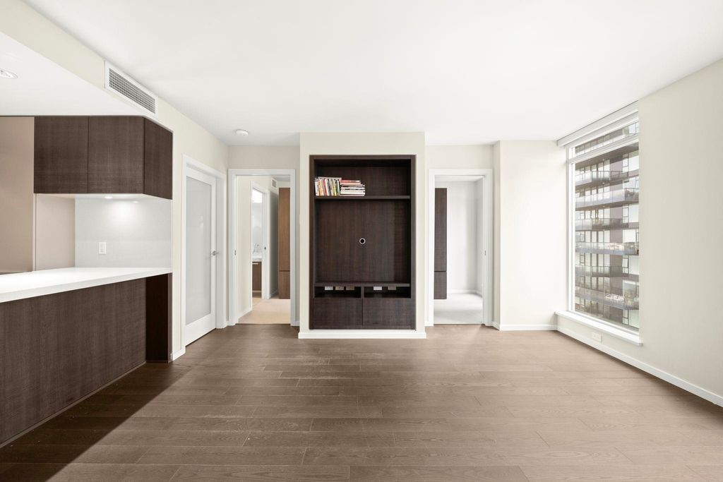 listing image 1103530400186757390