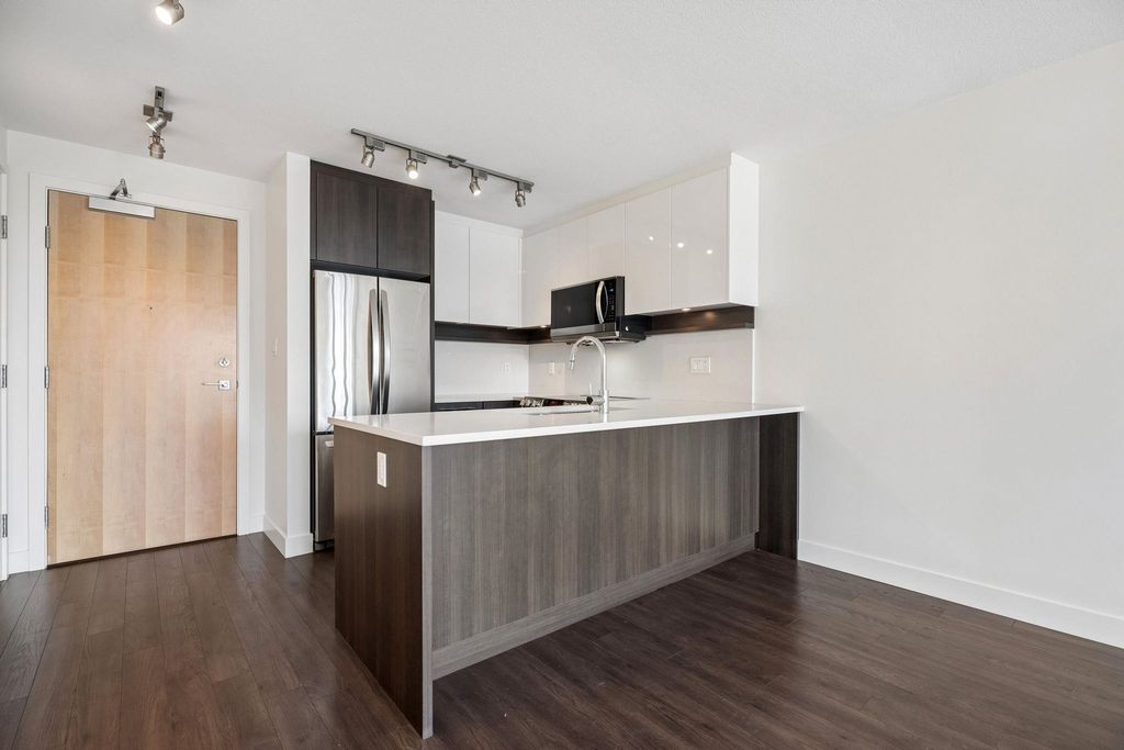 listing image 1108540447308057678