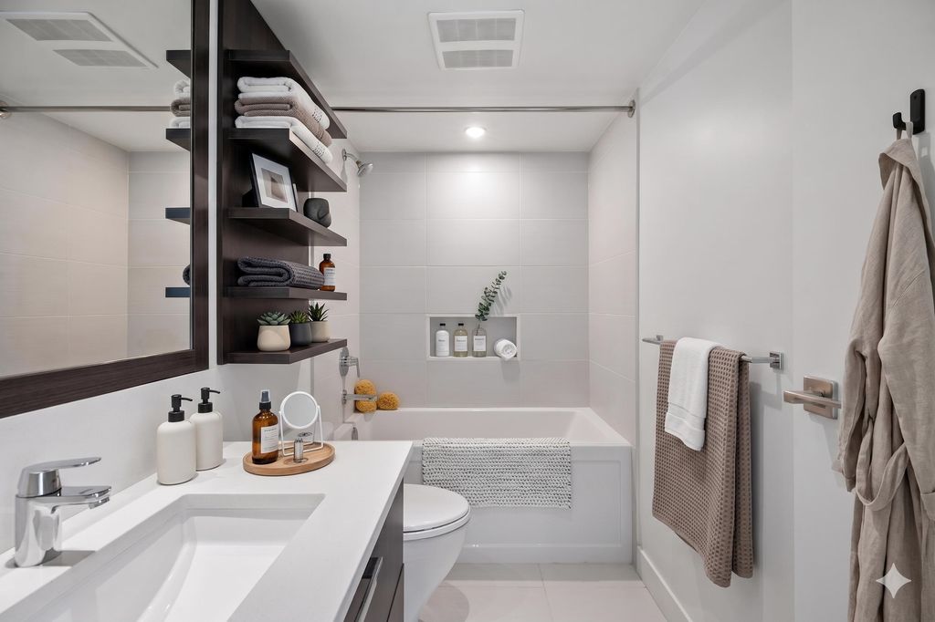 listing image 1103114568319855766