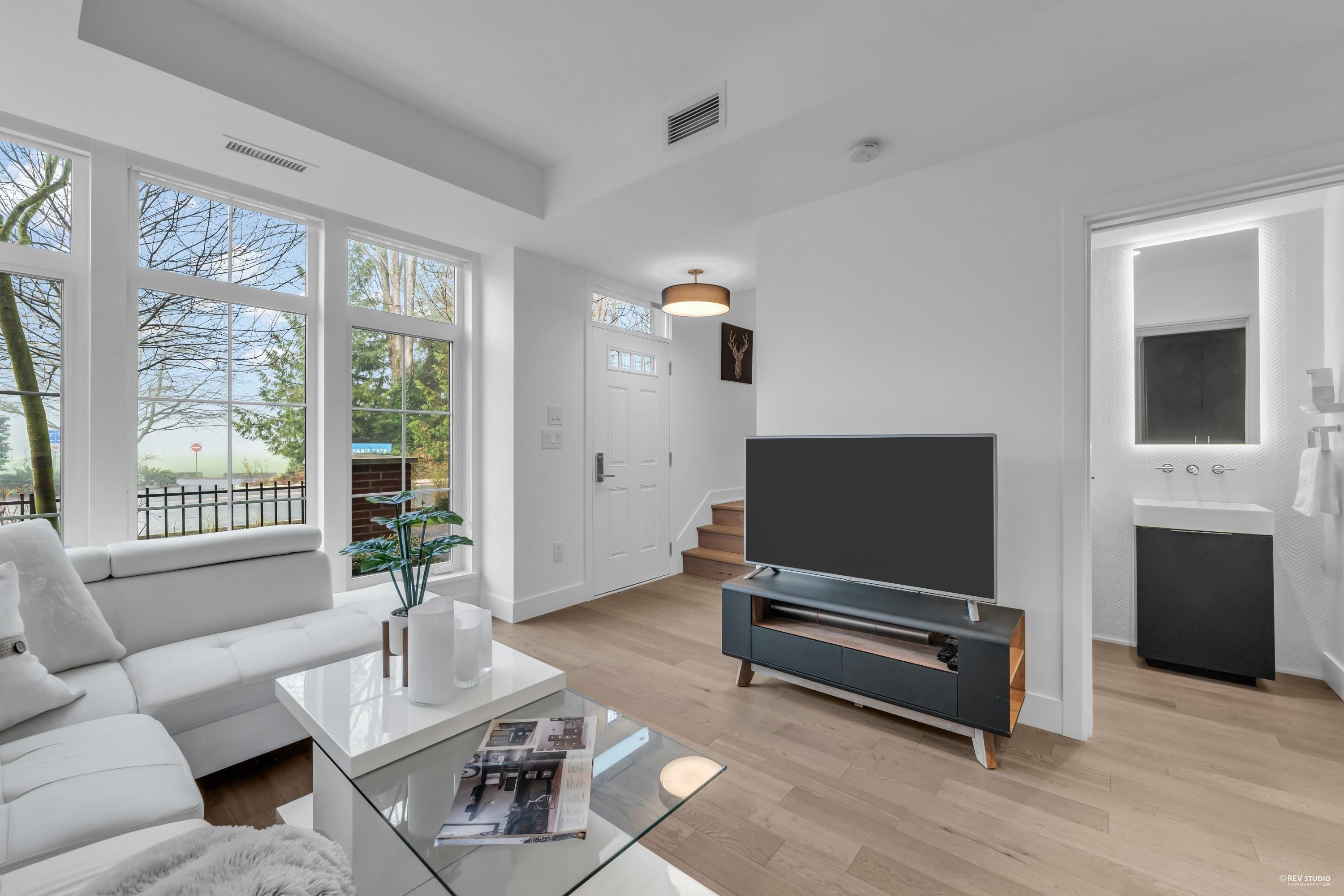 2070 Curling Road 118