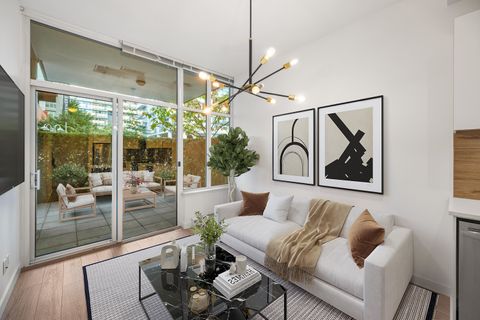 200 Nelson's Crescent 102 New Westminster BC V3L 0H4