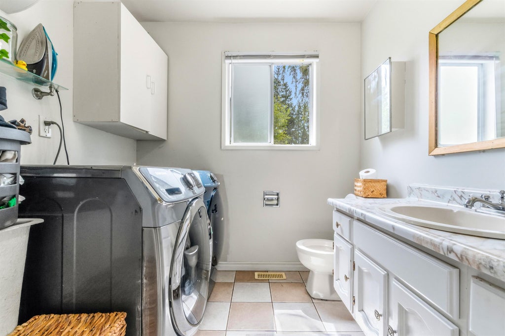 Photo of 23338 56 Avenue, Langley, BC V2Z 2P7 (MLS # R3161126)