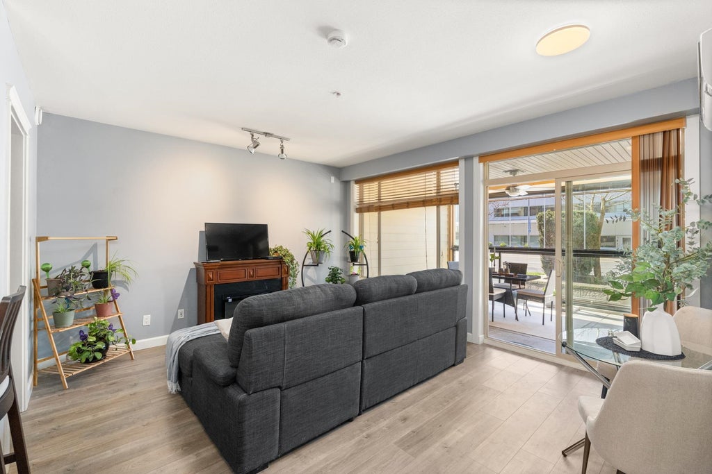 Photo of 2860 Trethewey Street #132, Abbotsford, BC V2T 0G5 (MLS # R3108282)