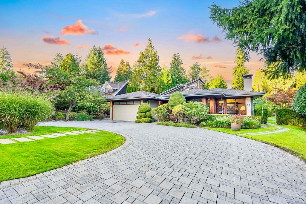 listing image 1105614328132258803