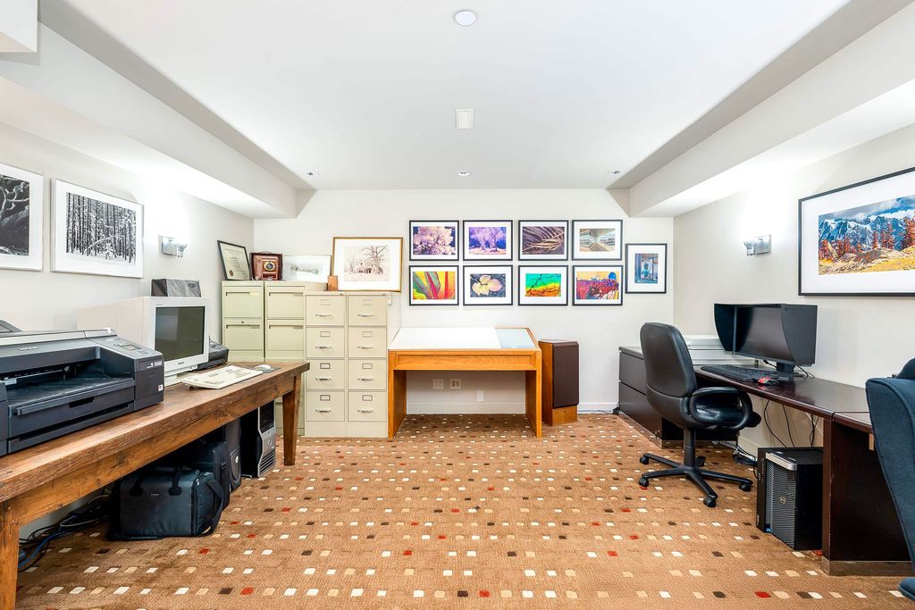 listing image 1106161627653577030