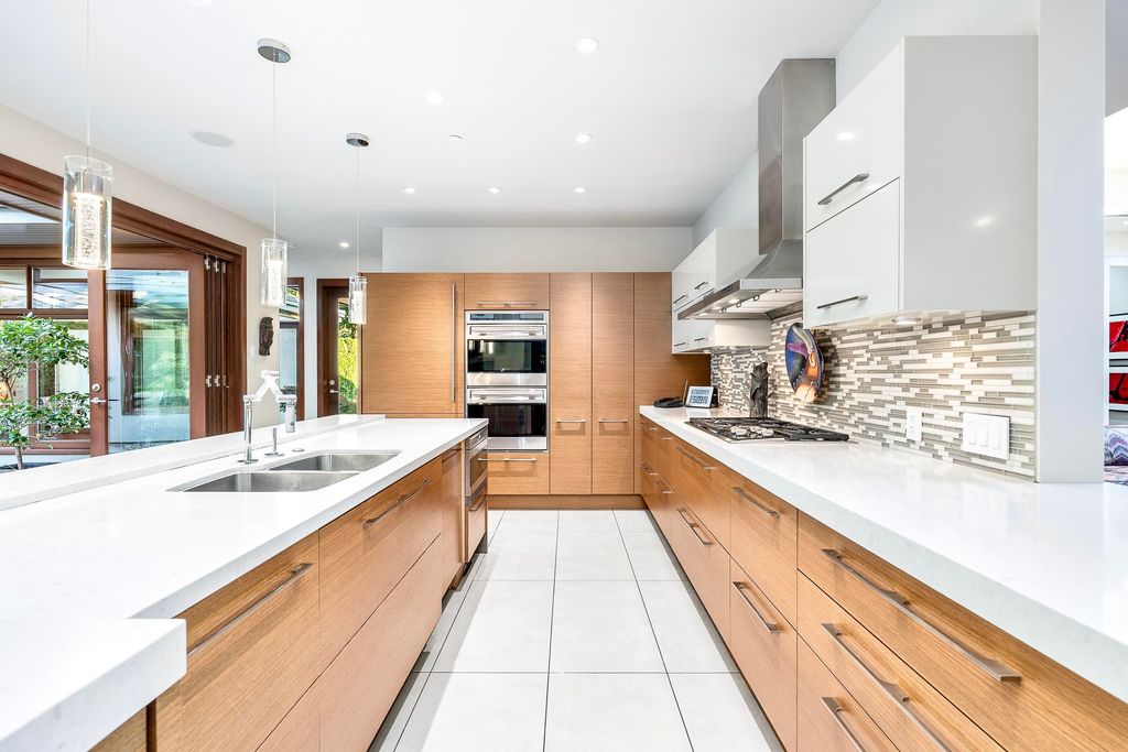 listing image 1108170390678433381
