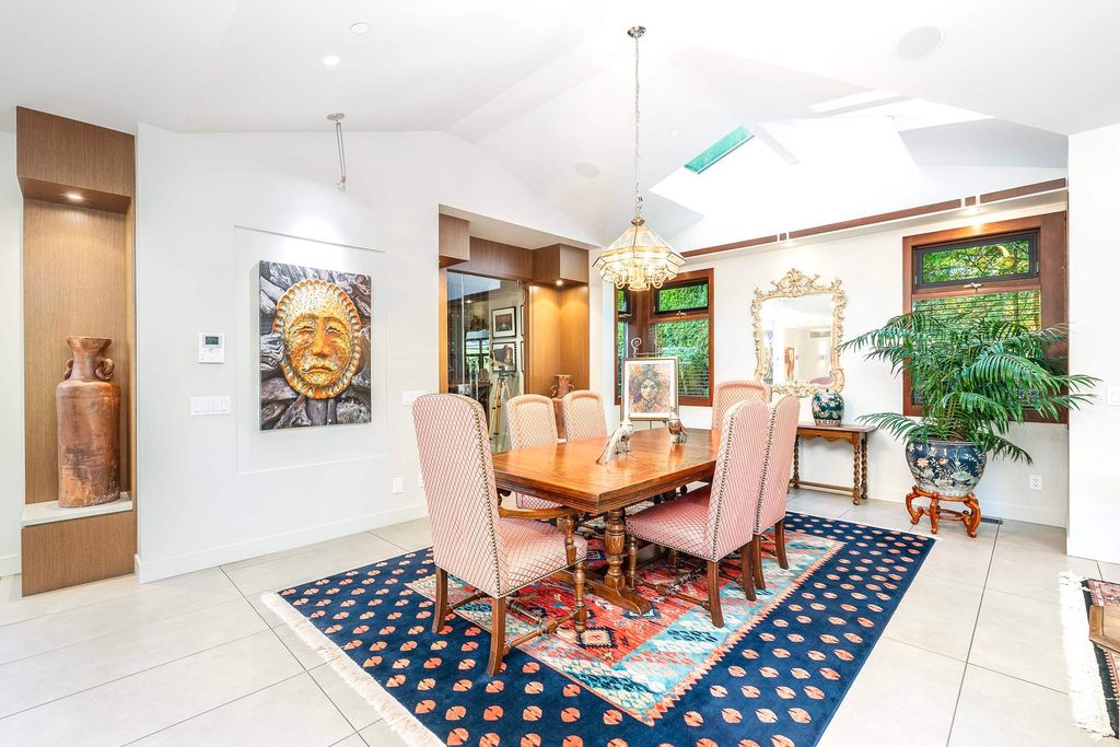 listing image 1101777025217438519