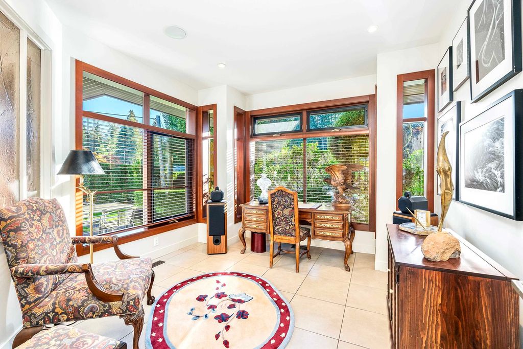 listing image 1102000332553214548