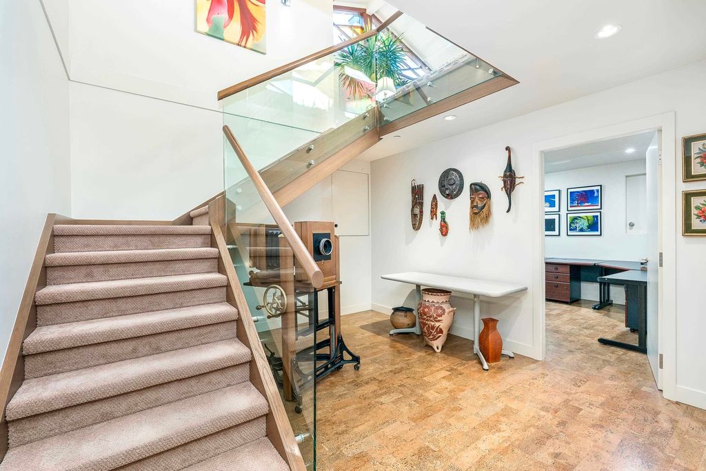 listing image 1102297491332764229