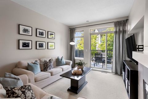 55 Hawthorn Drive 5 Port Moody BC V3H 0B3