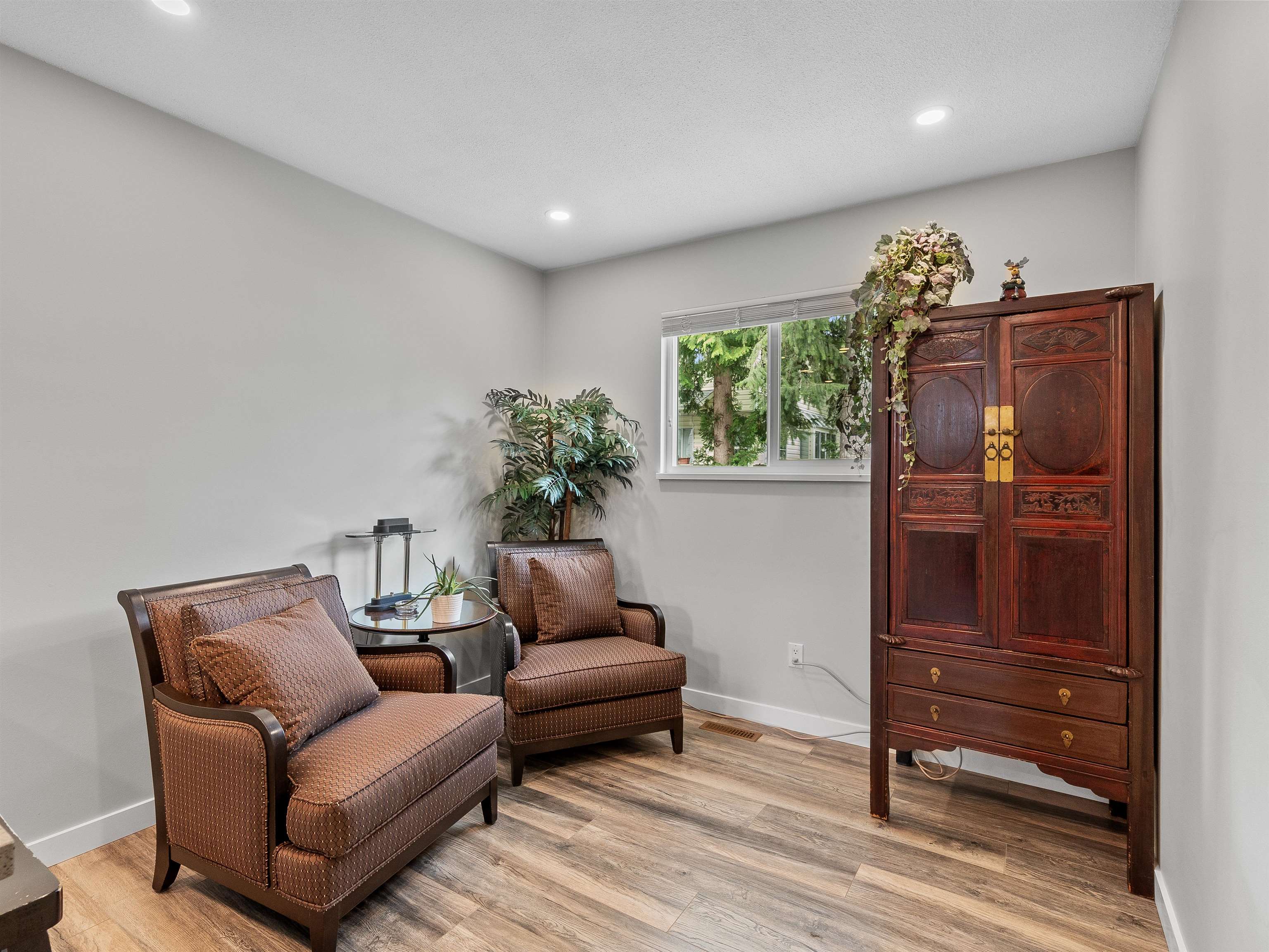 3440 Coast Meridian Road 7