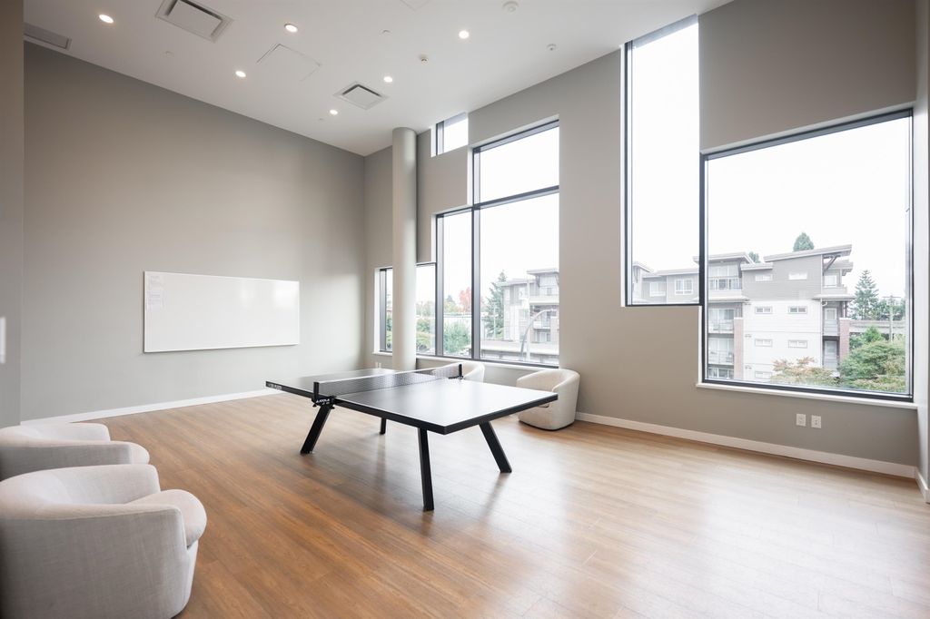 listing image 1103278377189794143