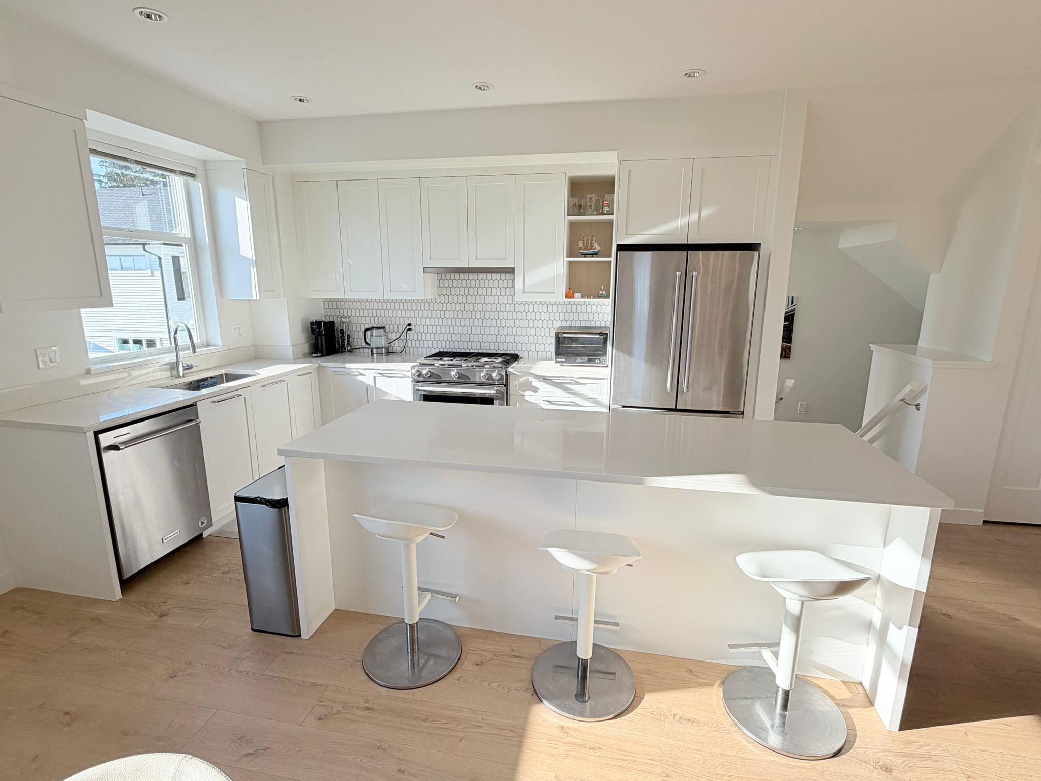 3565 Baycrest Avenue 162