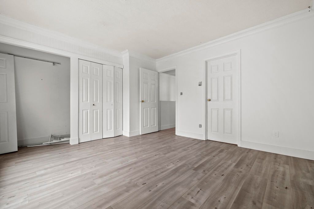 listing image 1101675448525354167