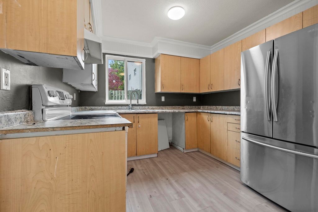 listing image 1108559065117103933