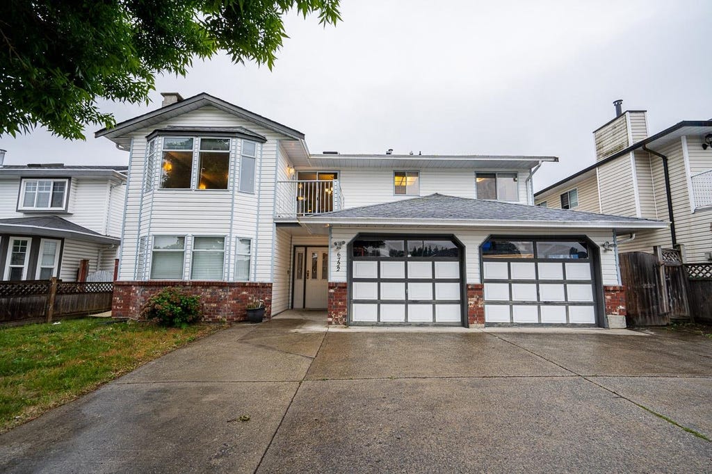 Photo of 6722 124 Street, Surrey, BC V3W 0Z7 (MLS # R3151971)