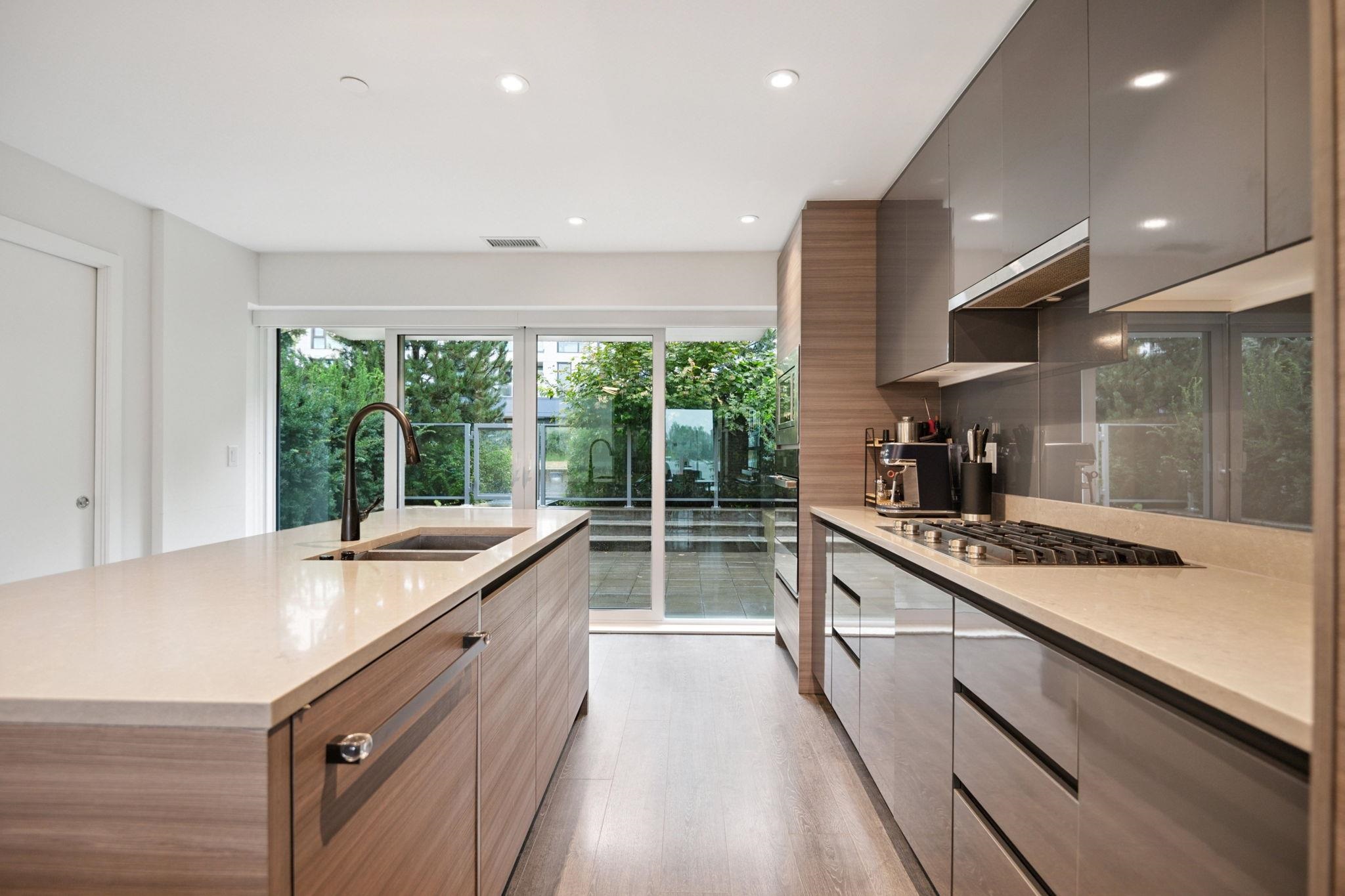 8589 Rivergrass Drive 6