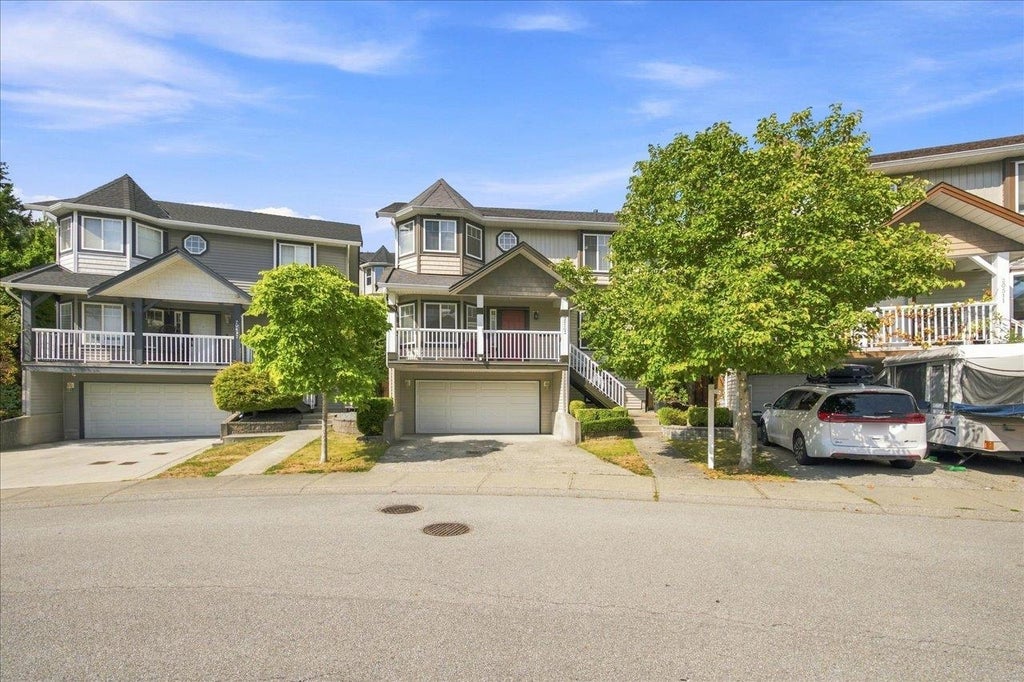 Photo of 20503 66b Avenue, Langley, BC V2Y 2X9 (MLS # R3157359)