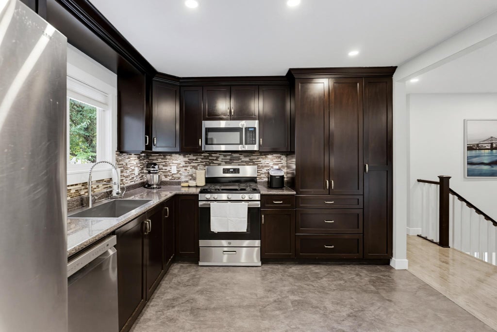 Photo of 3822 201a Street, Langley, BC V3A 1R2 (MLS # R3175062)