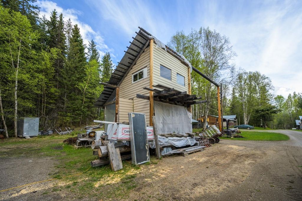 listing image 1104394716001408700