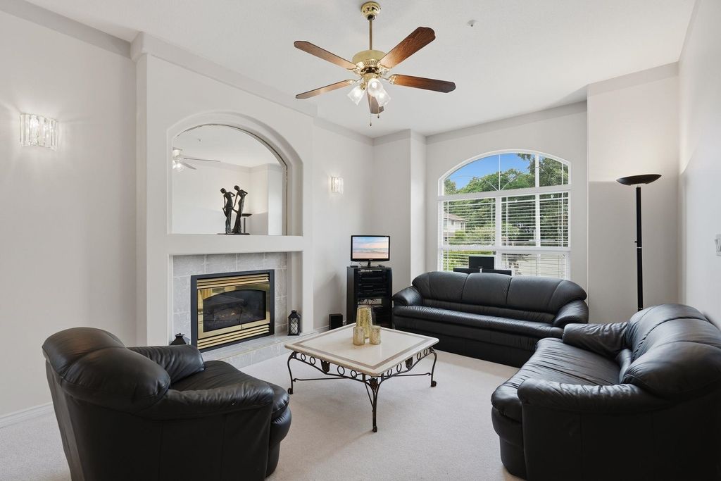 Photo of 6630 123 Street, Surrey, BC V3W 0W1 (MLS # R3130791)