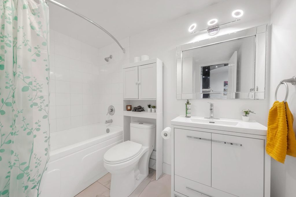 listing image 1102511313871171121