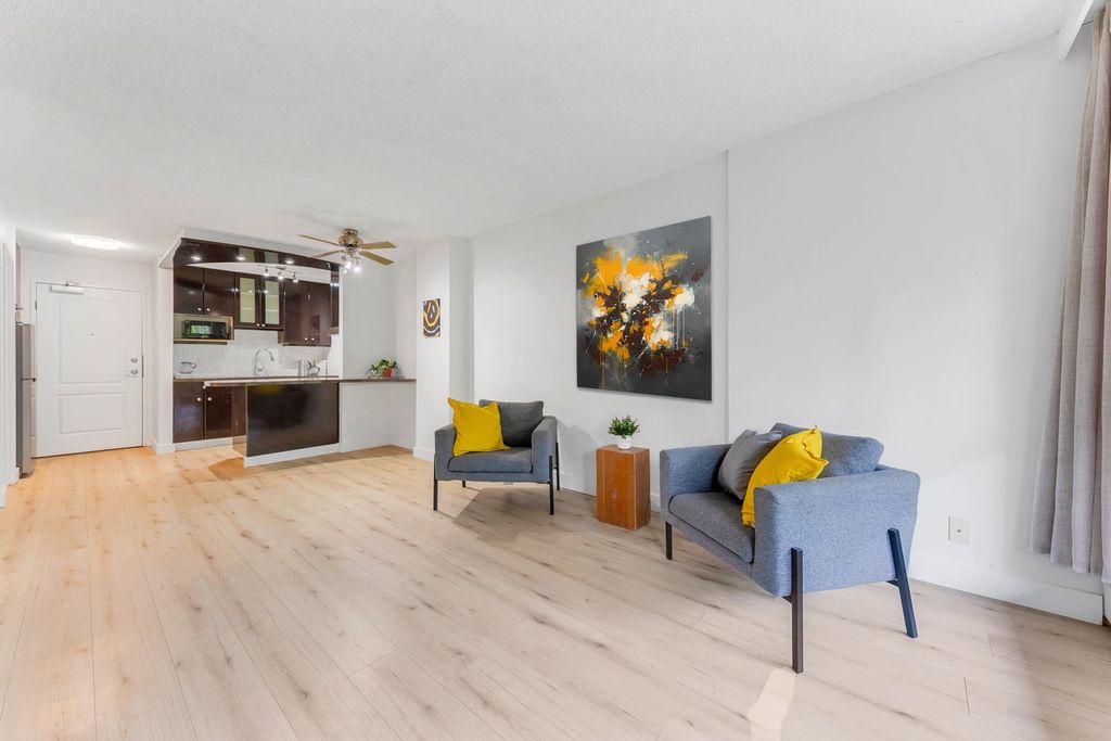 listing image 1102739180748762805