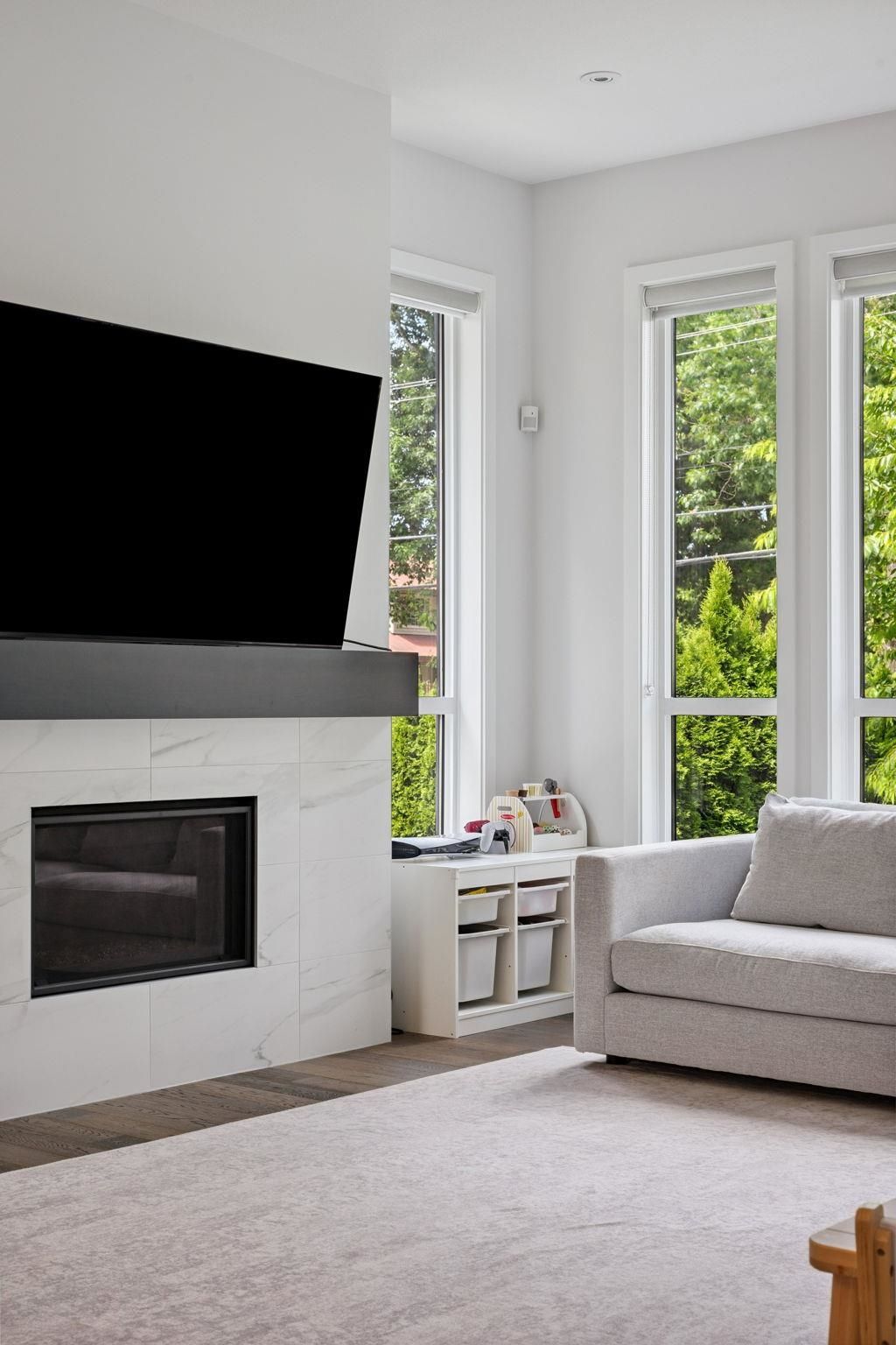 listing image 1104767887980261320