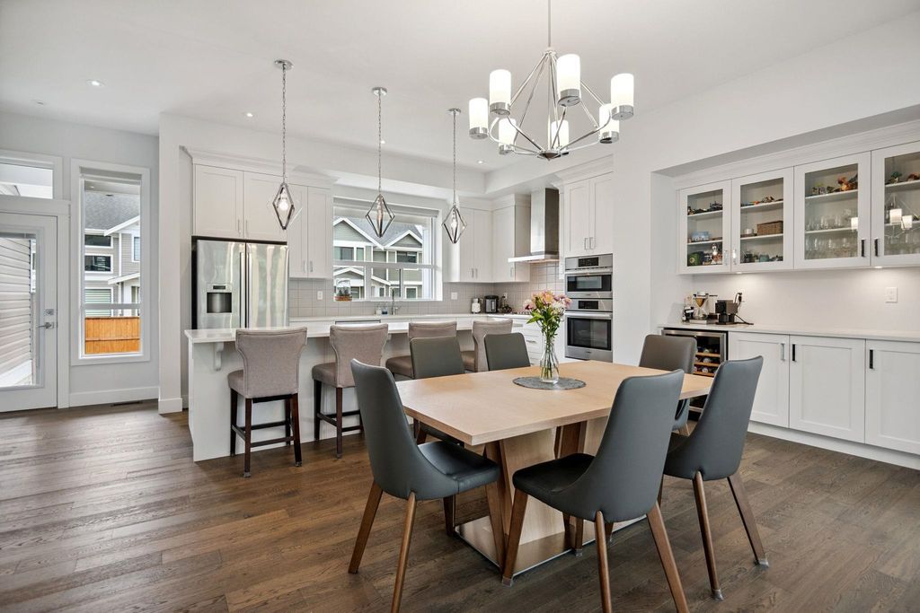 listing image 1100258735955624151