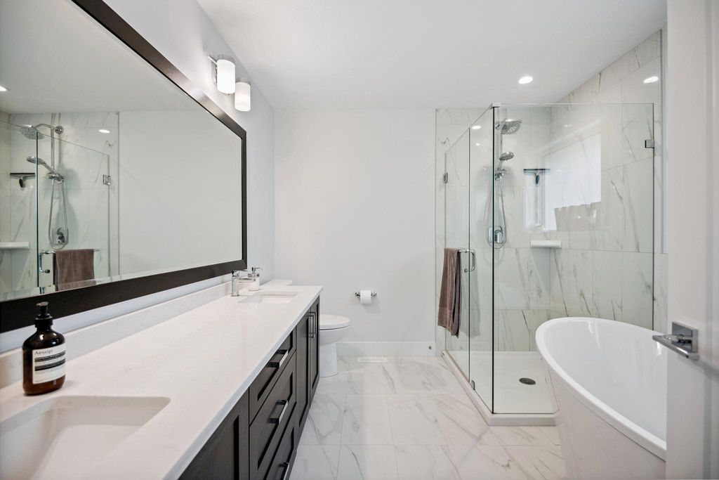 listing image 1107825825660964122