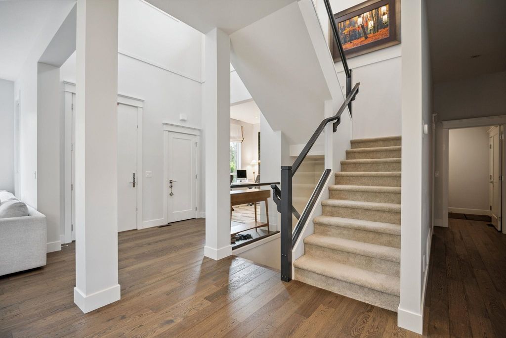 listing image 1105278987281902996