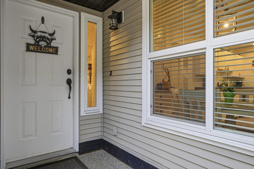 Photo of 36060 Old Yale Road #38, Abbotsford, BC V3G 2E9 (MLS # R3154781)