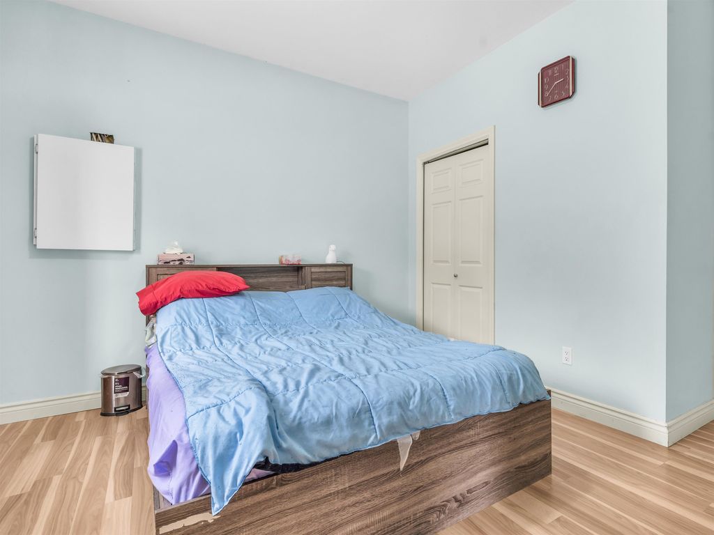 listing image 1108379172328683503