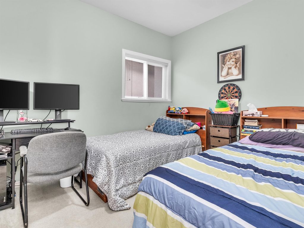 listing image 1106301362648176331