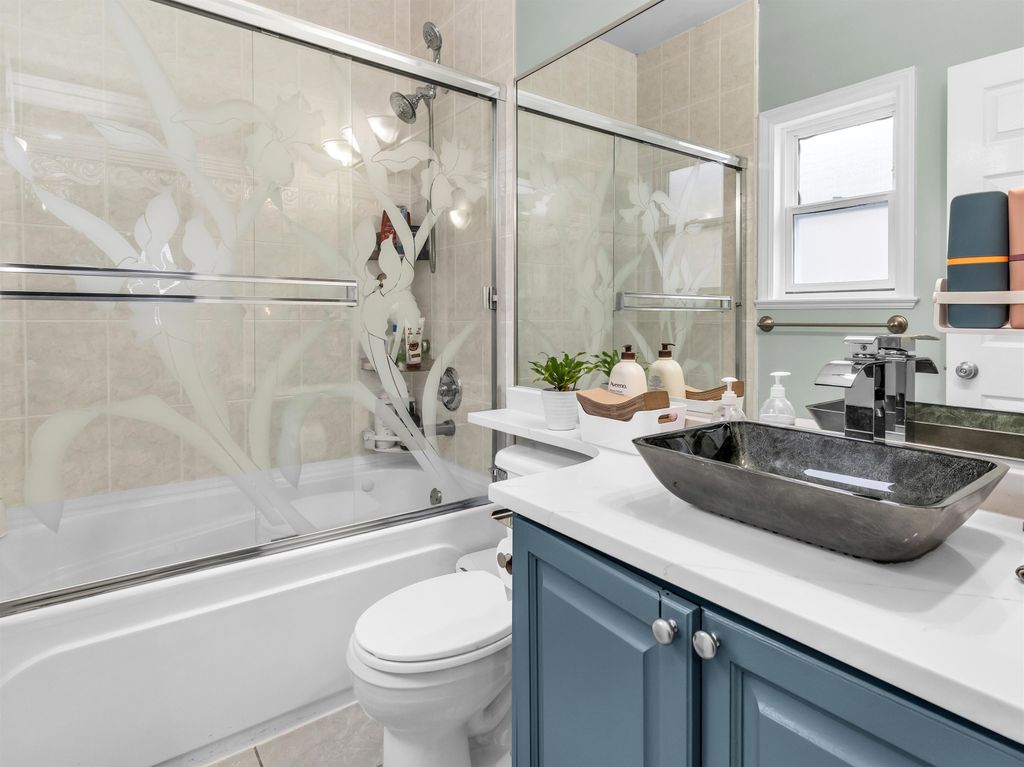 listing image 1107652229400565214