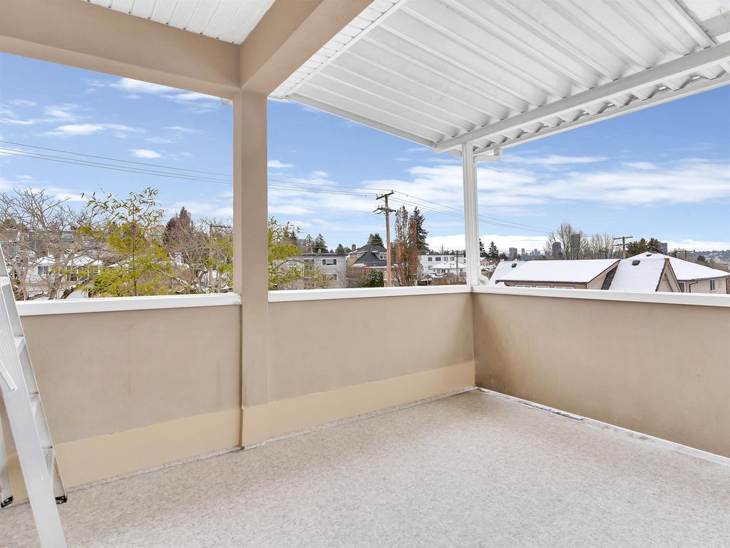 listing image 1104346482652722504