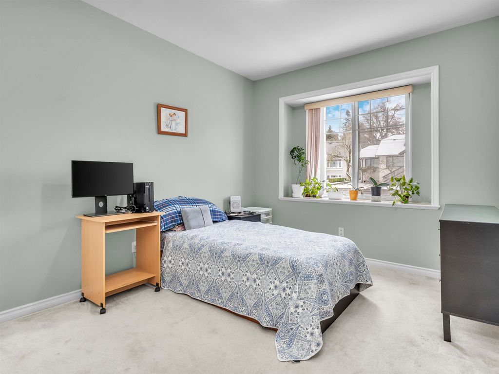 listing image 1105325368118914505