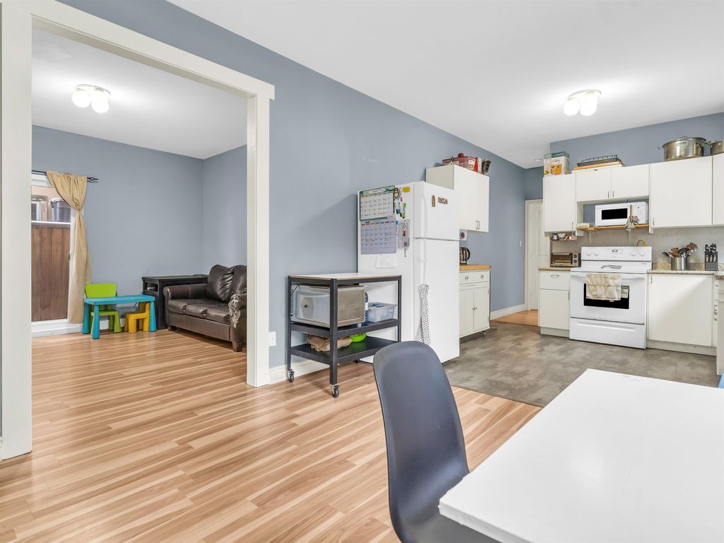 listing image 1108921547040241849