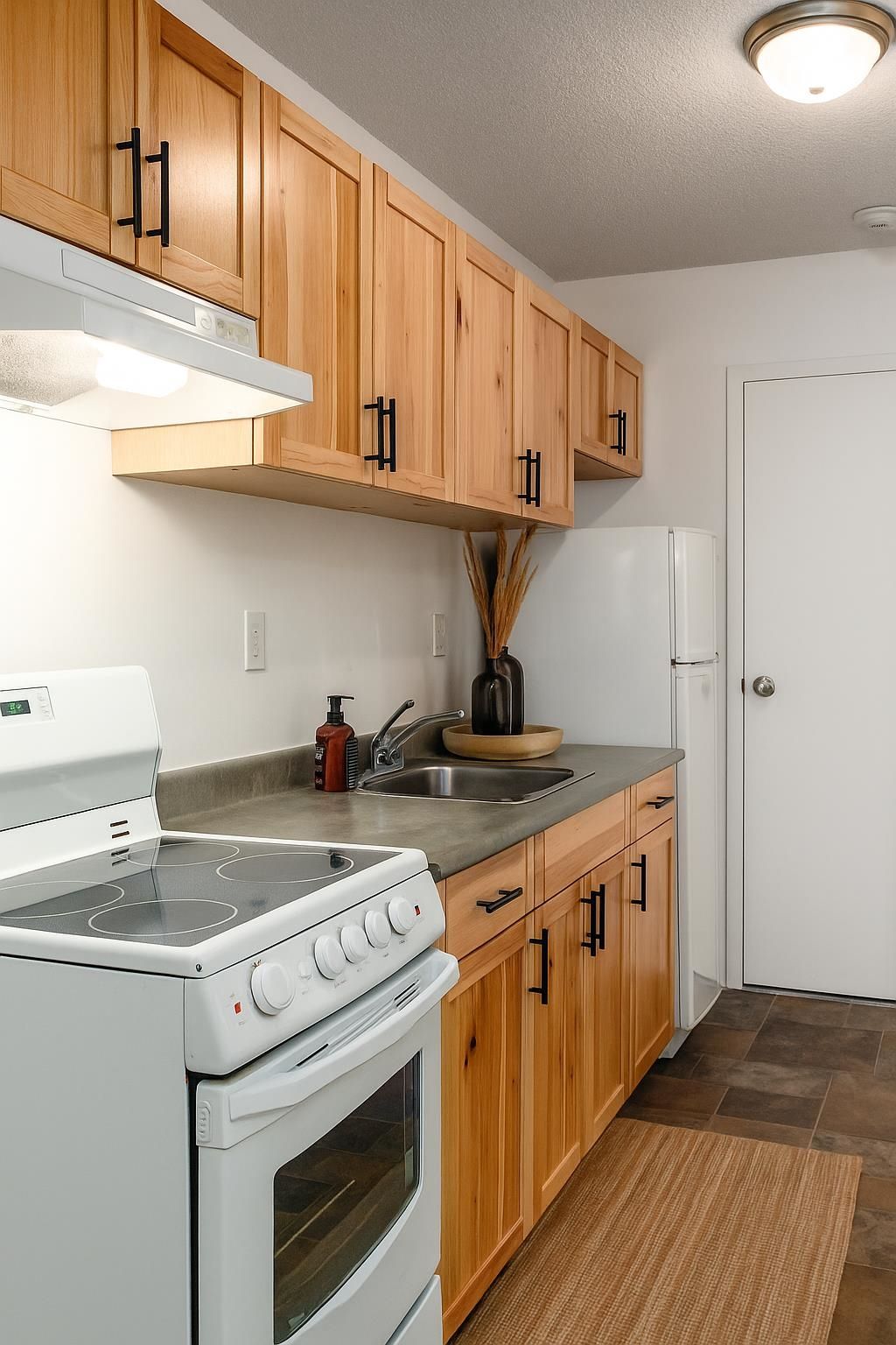 listing image 1104712535402293472