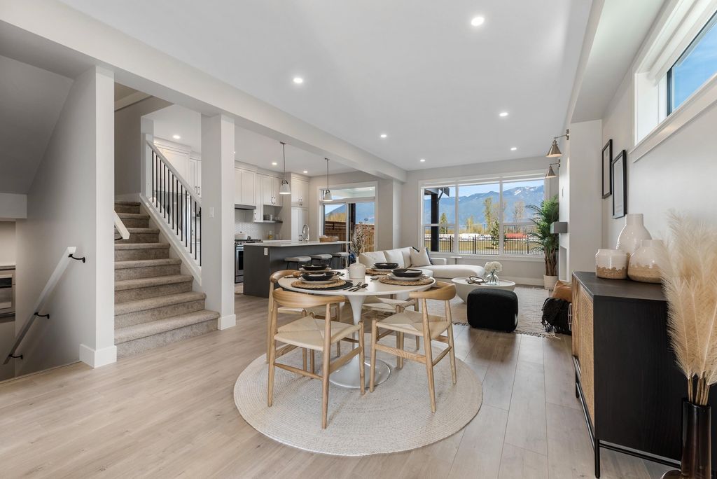 Photo of 44720 Willowstream Road, Chilliwack, BC V2R 6G7 (MLS # R3104254)