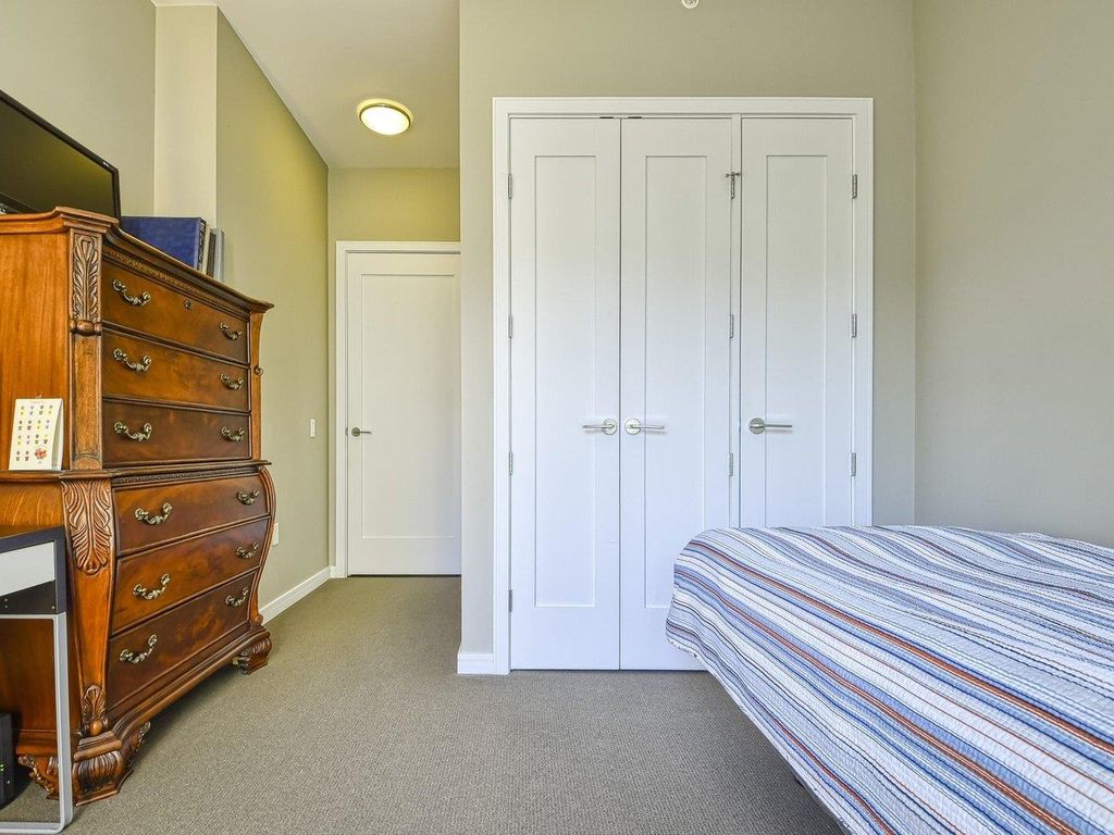 listing image 1100911716456312404