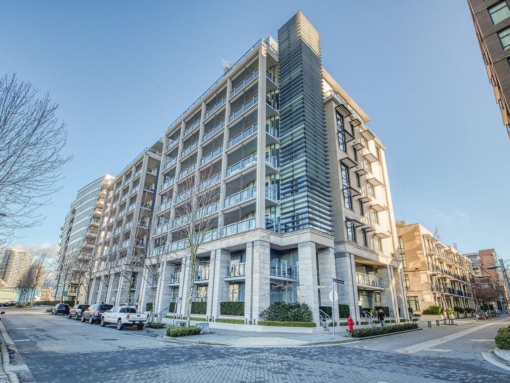 listing image 1104432815421842157