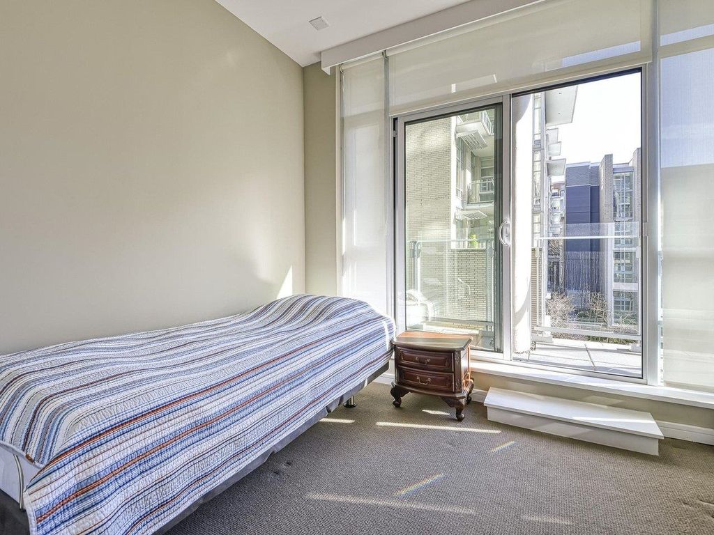 listing image 1100875376969340927